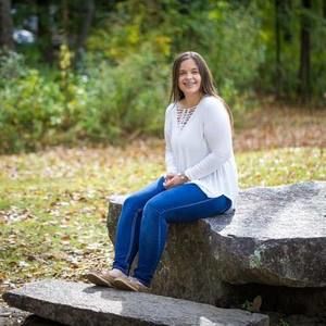 Meet your Posher, Hannah